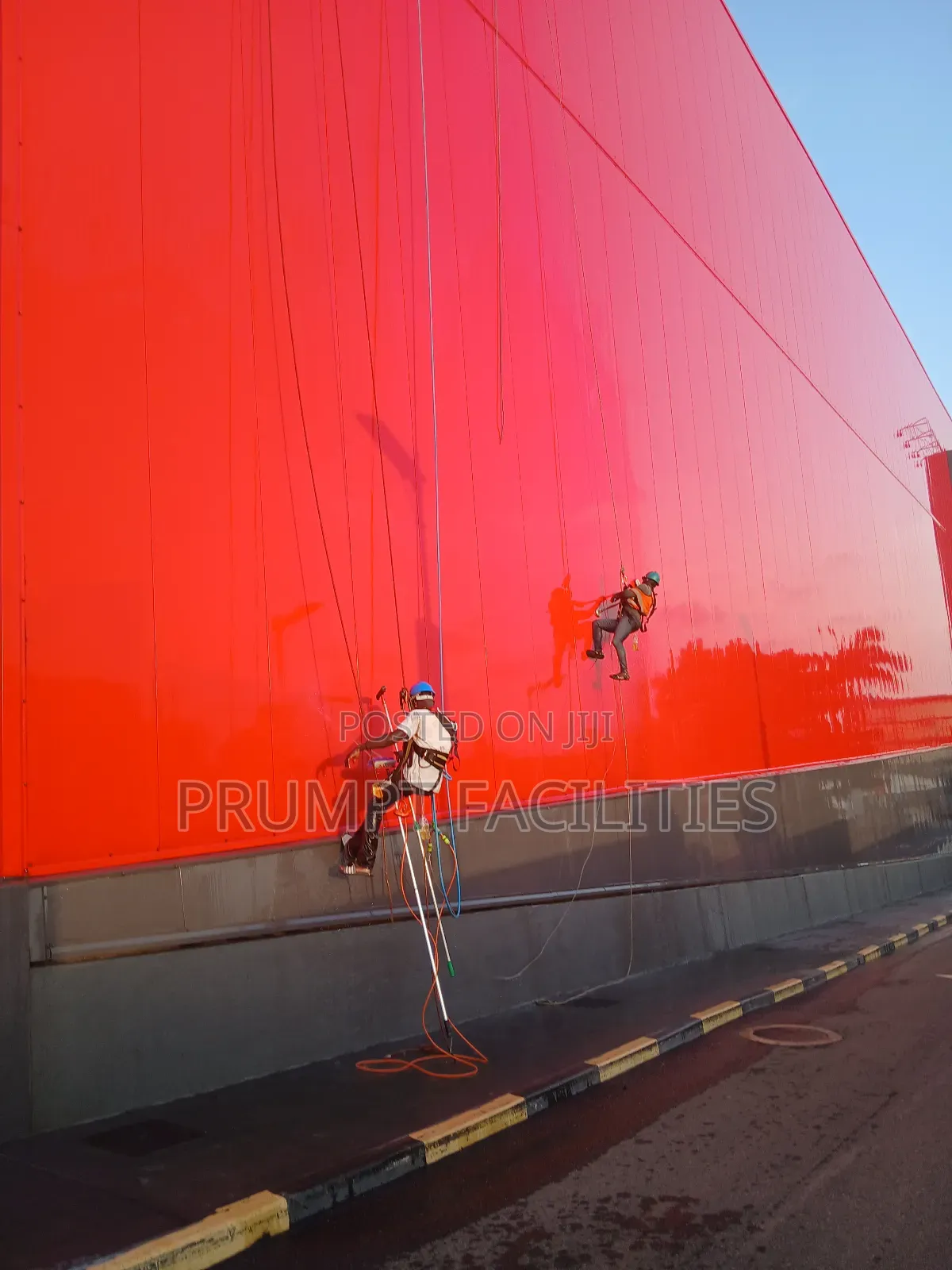 Exterior Office Glass Cleaning Service