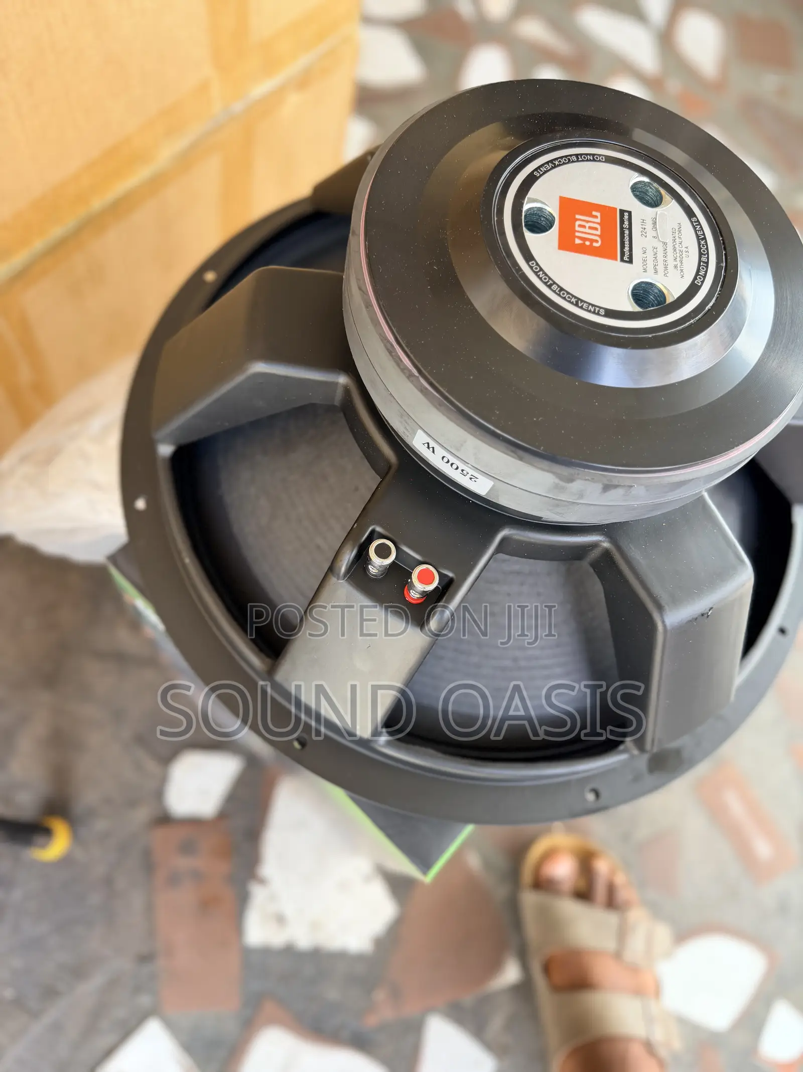 JBL 2241h Low-Frequency Transducer(18 Inches 2500 Watts Naked Speaker)