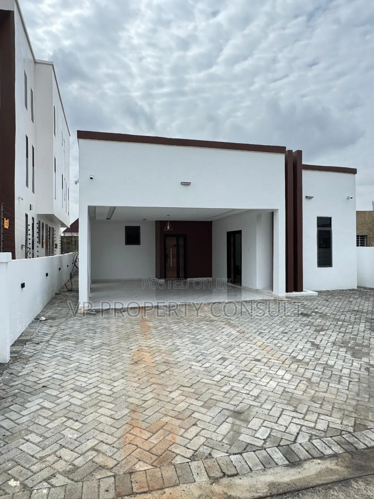 3bdrm House in School Junction for sale