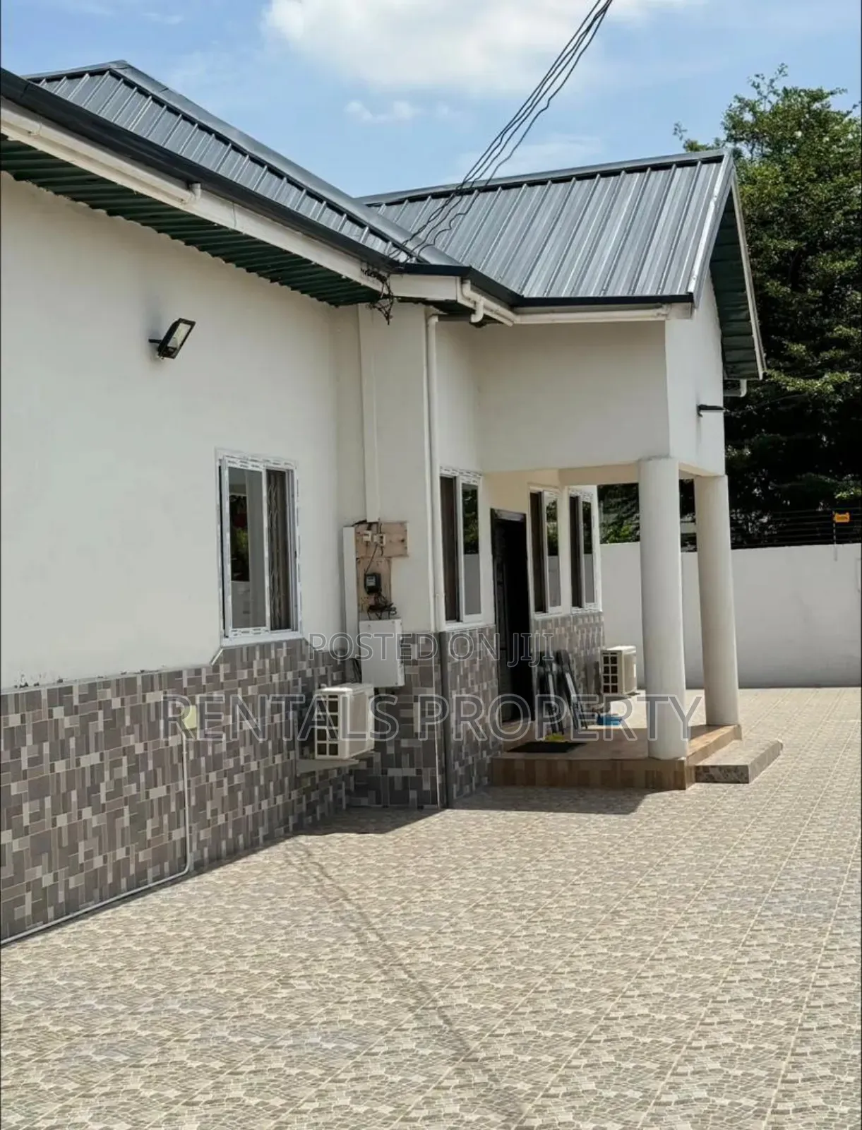 Furnished 3bdrm House in Housing Down for rent