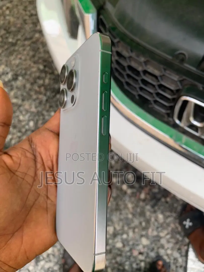 Apple iPhone 15 Pro 128 GB Green