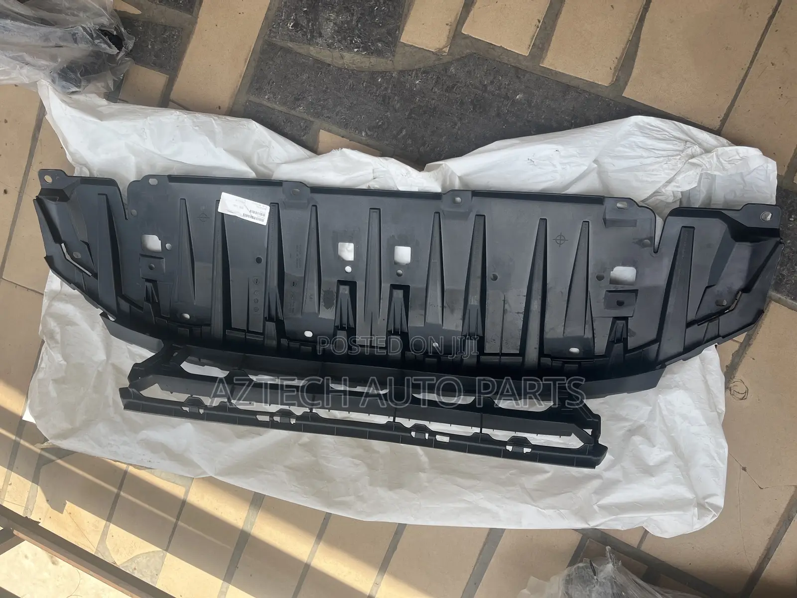 Honda Civic 2013 2014 2015 Down Grille / Shells