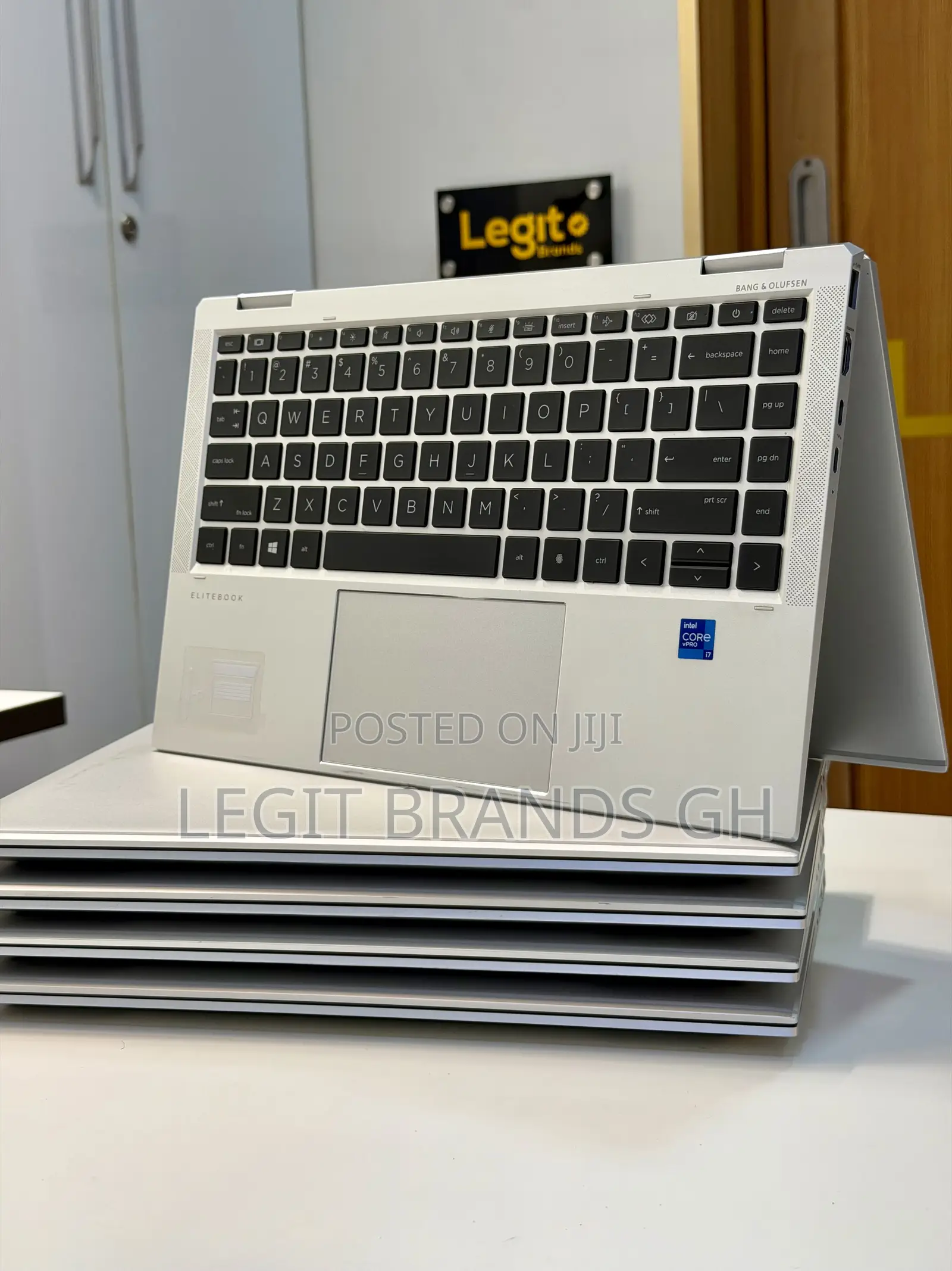 Laptop HP EliteBook 1040 G8 16GB Intel Core i7 SSD 512GB