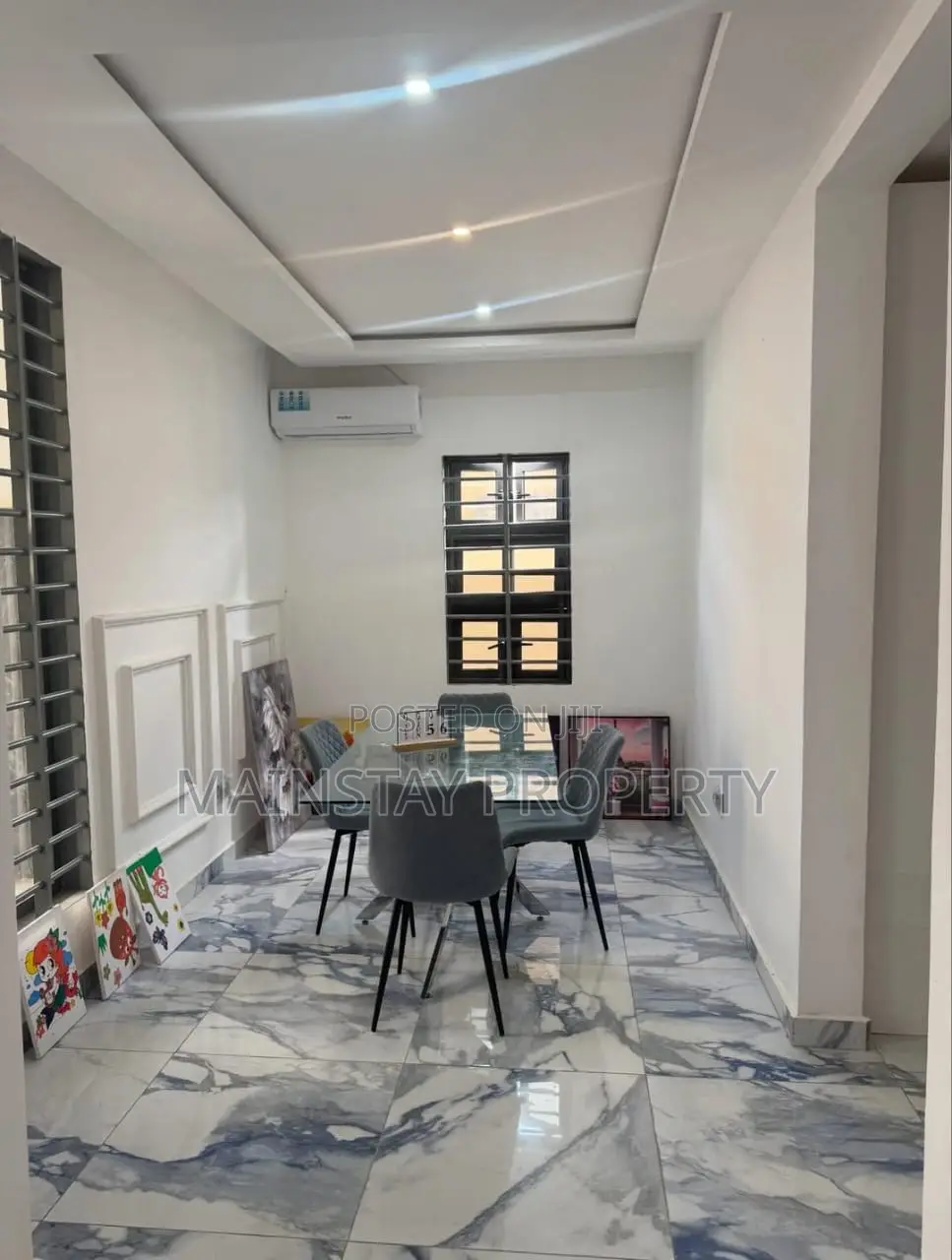 4bdrm House in Lake Side Estate for sale