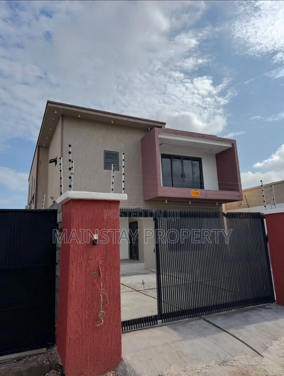 4bdrm House in Lake Side Estate for sale