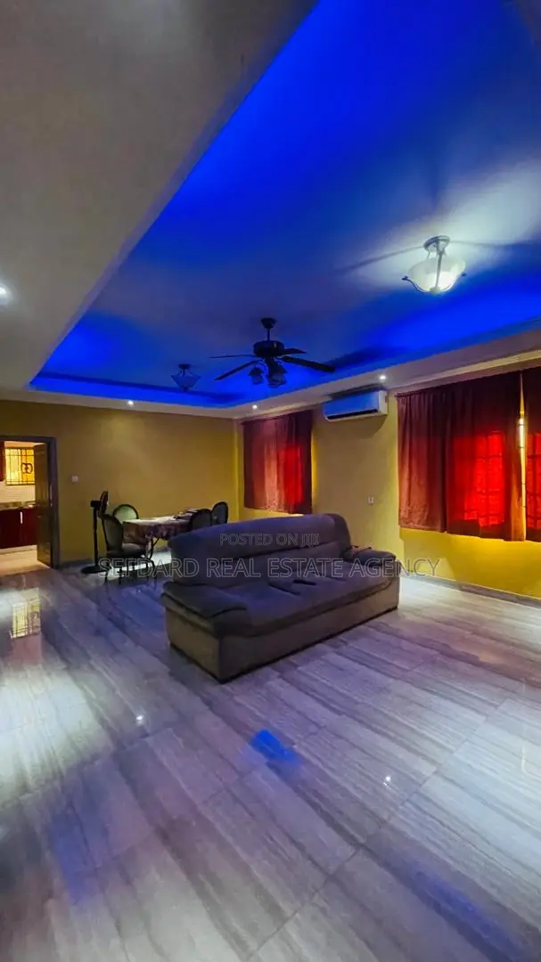4bdrm House in Sefdard Properties, Amasaman for sale