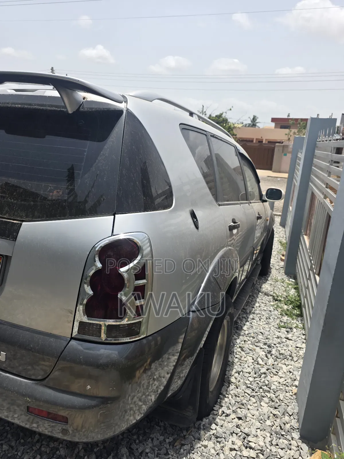 SsangYong Rexton 2010 Gray
