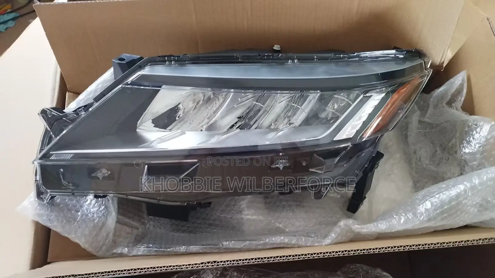 Mitsubishi Outlander Head Light