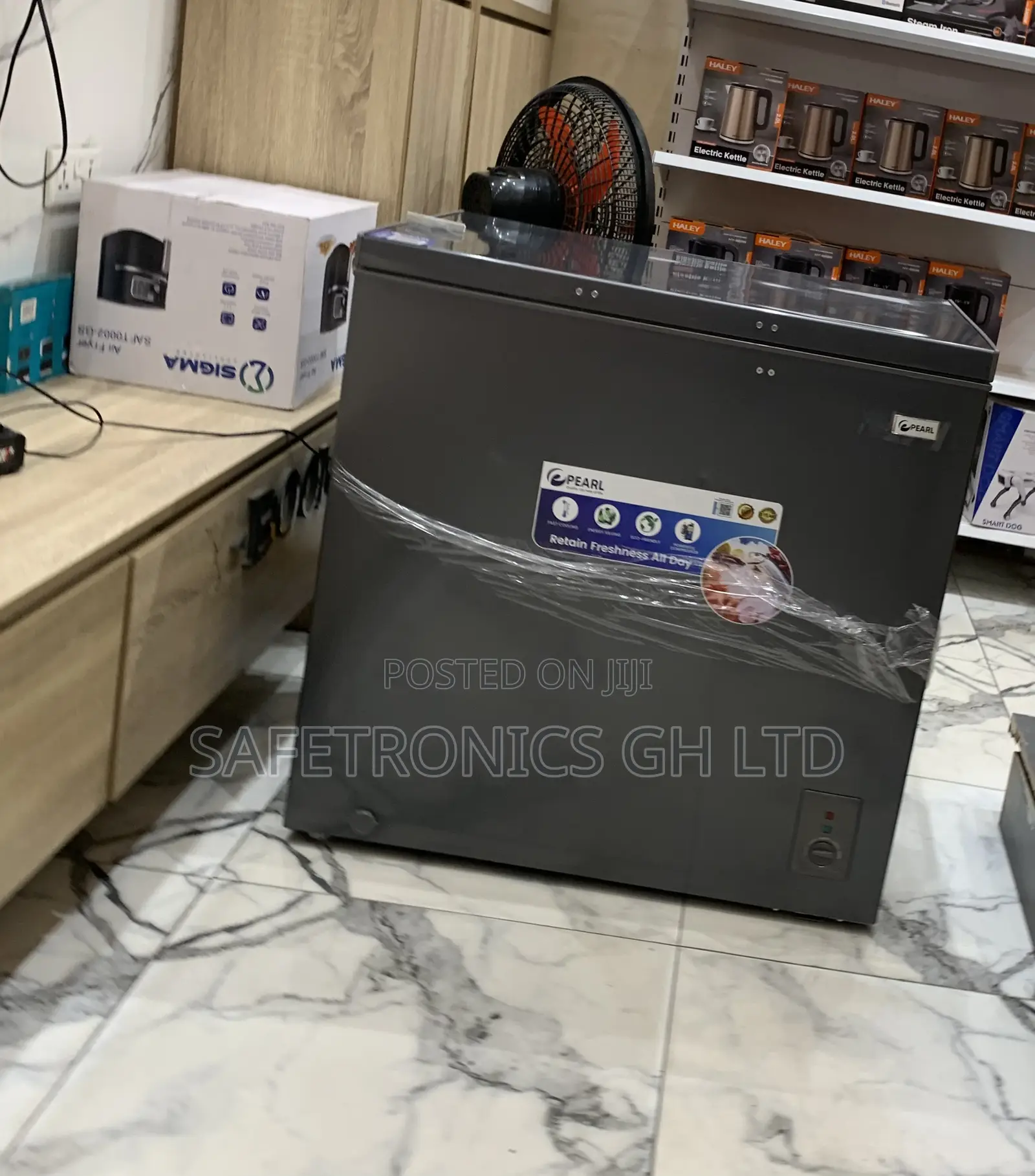 Zealous PCF-2620-13m Singledoor Grey 199l Pearl Freezer