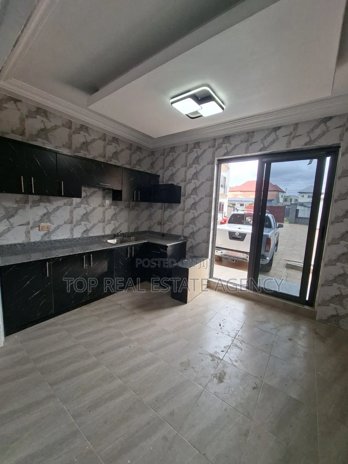 2bdrm Apartment in Parakoe Estate, Pillar 2 for rent