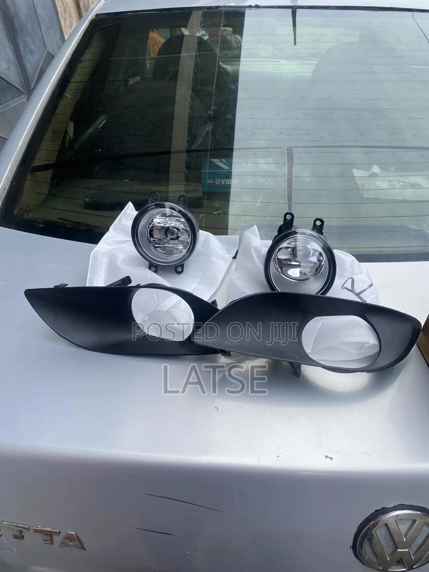 Toyota Vitz 2009,2010,2011,2012 Fog Light and Cover