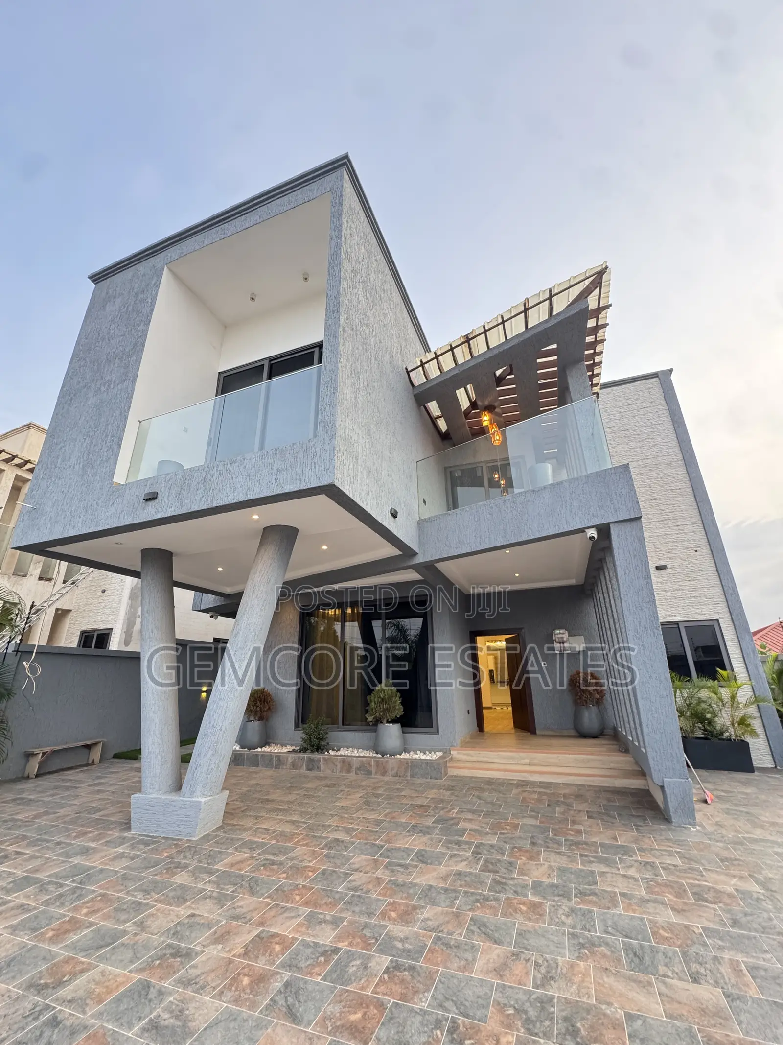4bdrm House in East Legon Hills, Ashaley Botwe for sale
