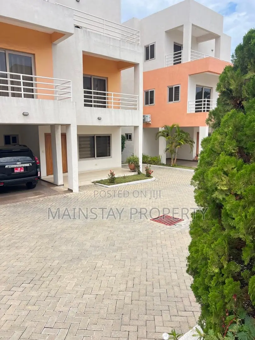 Furnished 4bdrm Townhouse / Terrace for rent