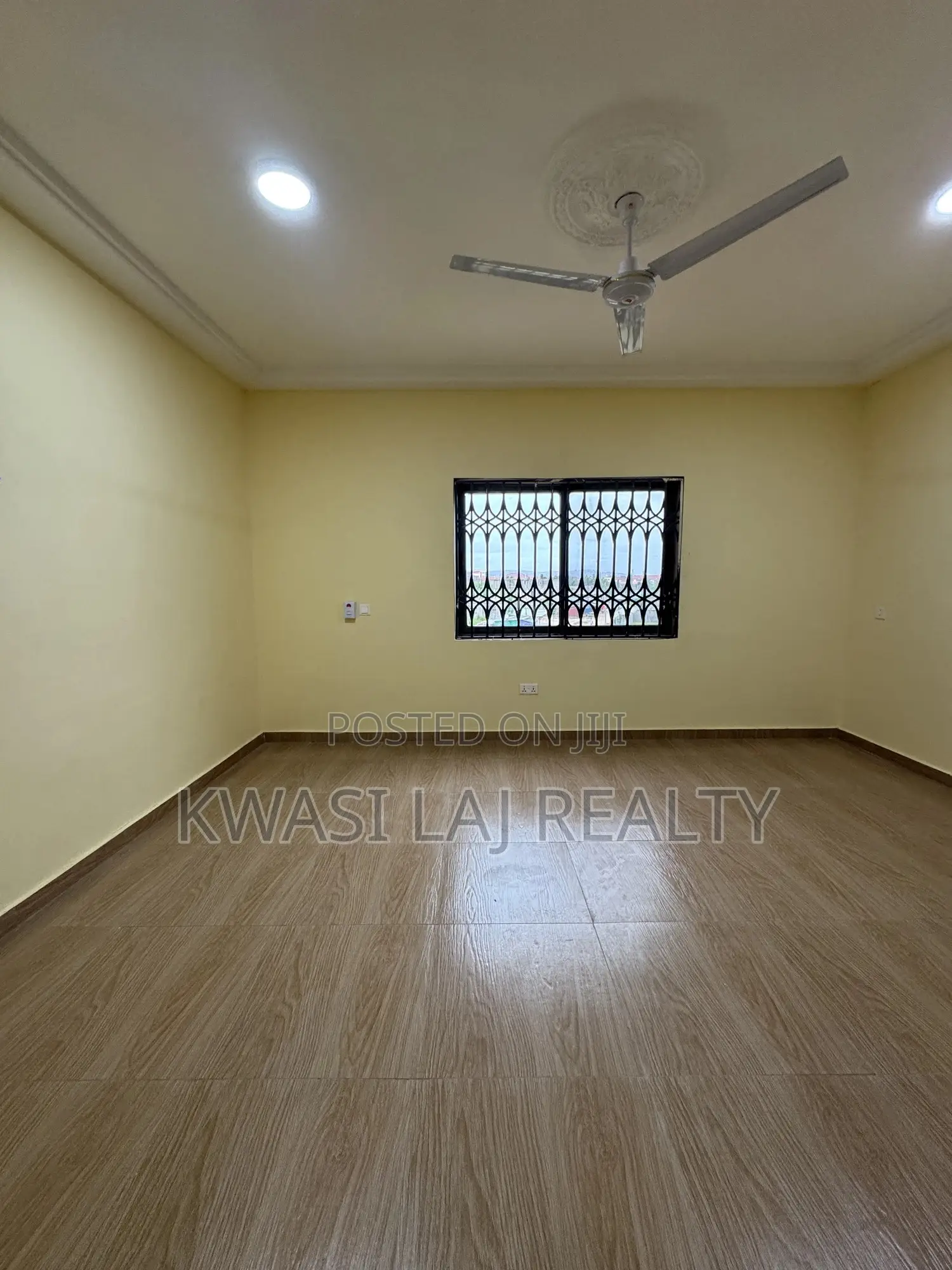 2bdrm Apartment in Tetegu Junction, Weija for rent