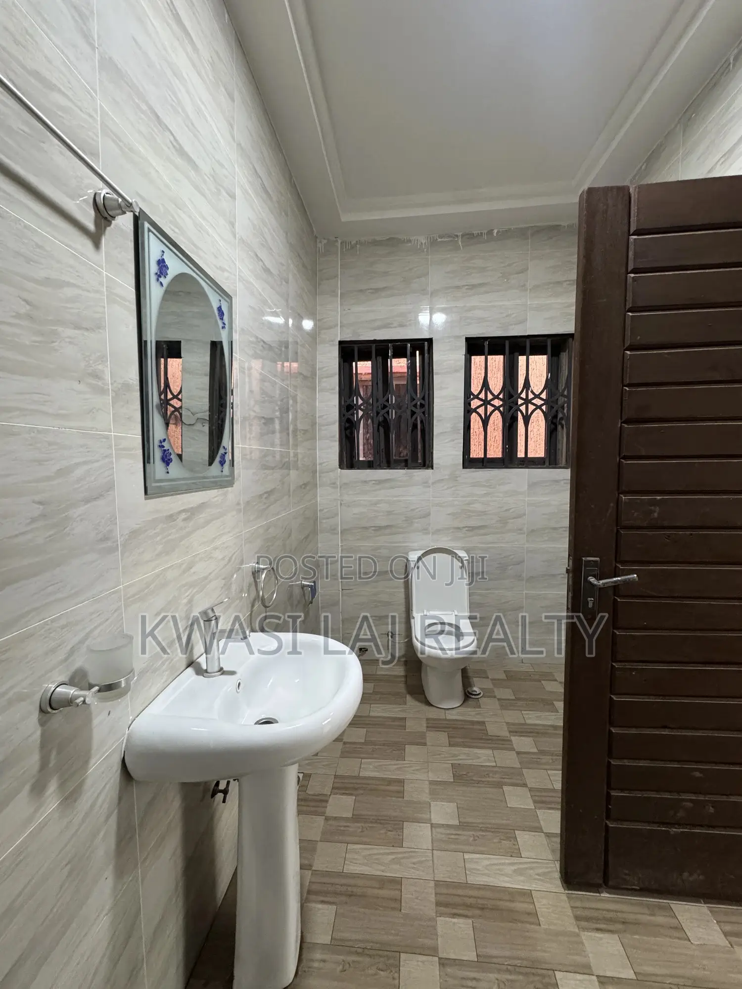 2bdrm Apartment in Tetegu Junction, Weija for rent