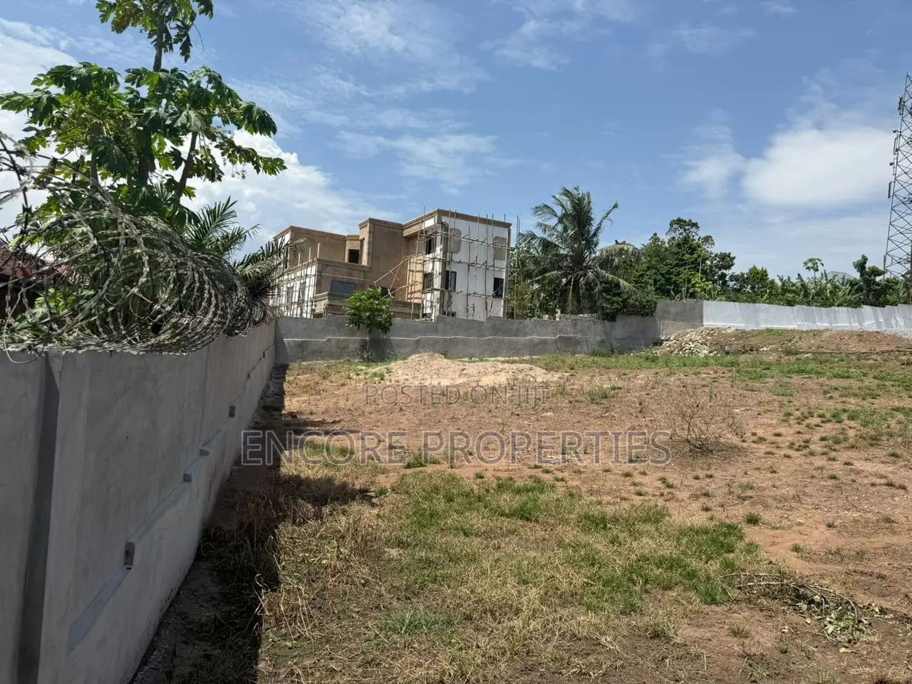 Land for Sale at Peduase