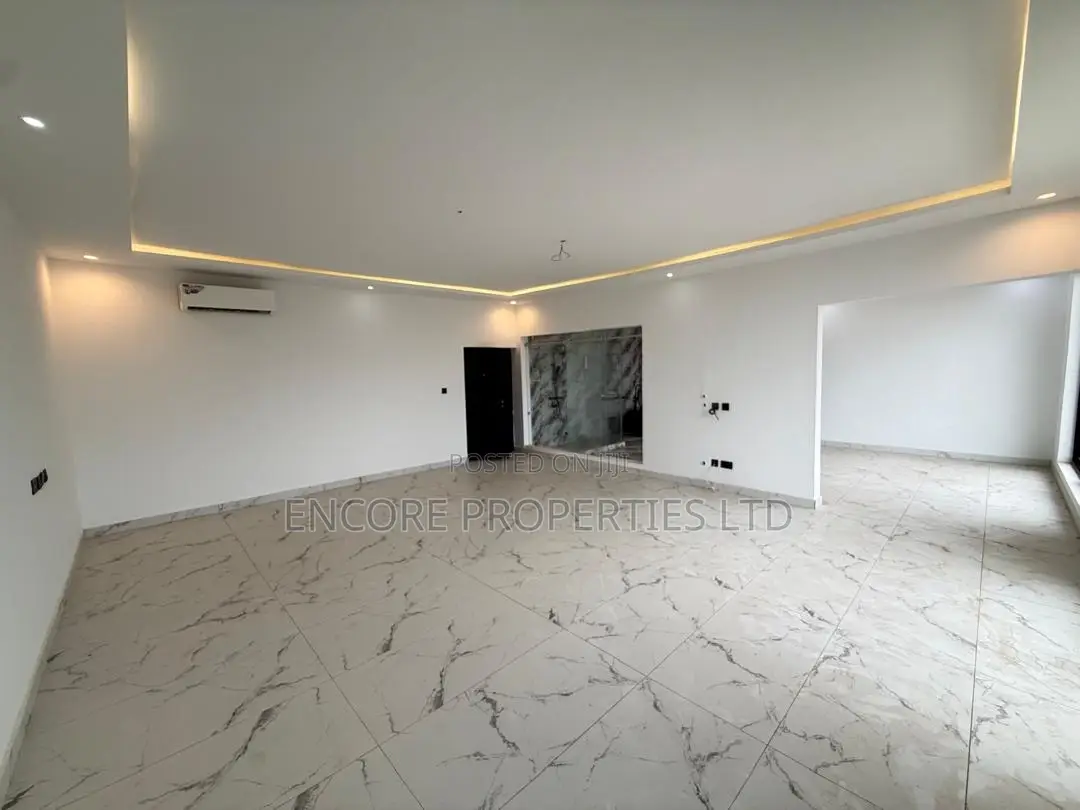 4bdrm House in East Legon for sale