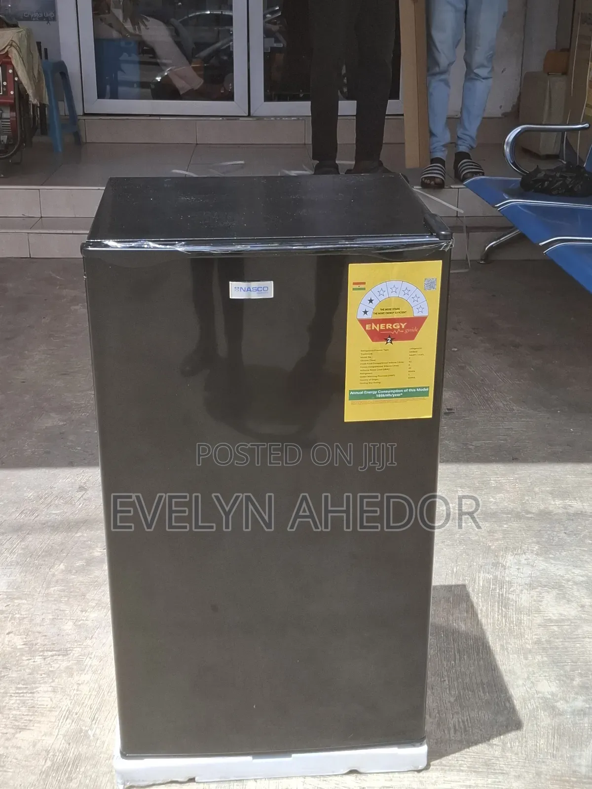 Nasco Table Top Fridge 92l With Top Freezer Black Colour Available