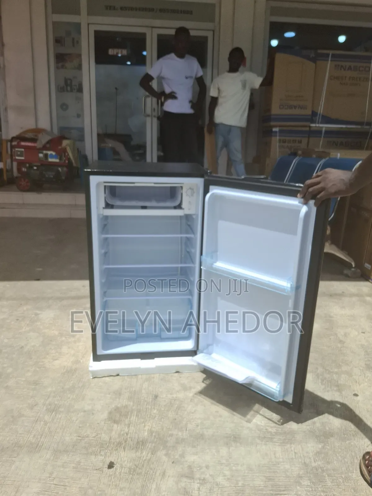 Nasco Table Top Fridge 92l With Top Freezer Black Colour Available