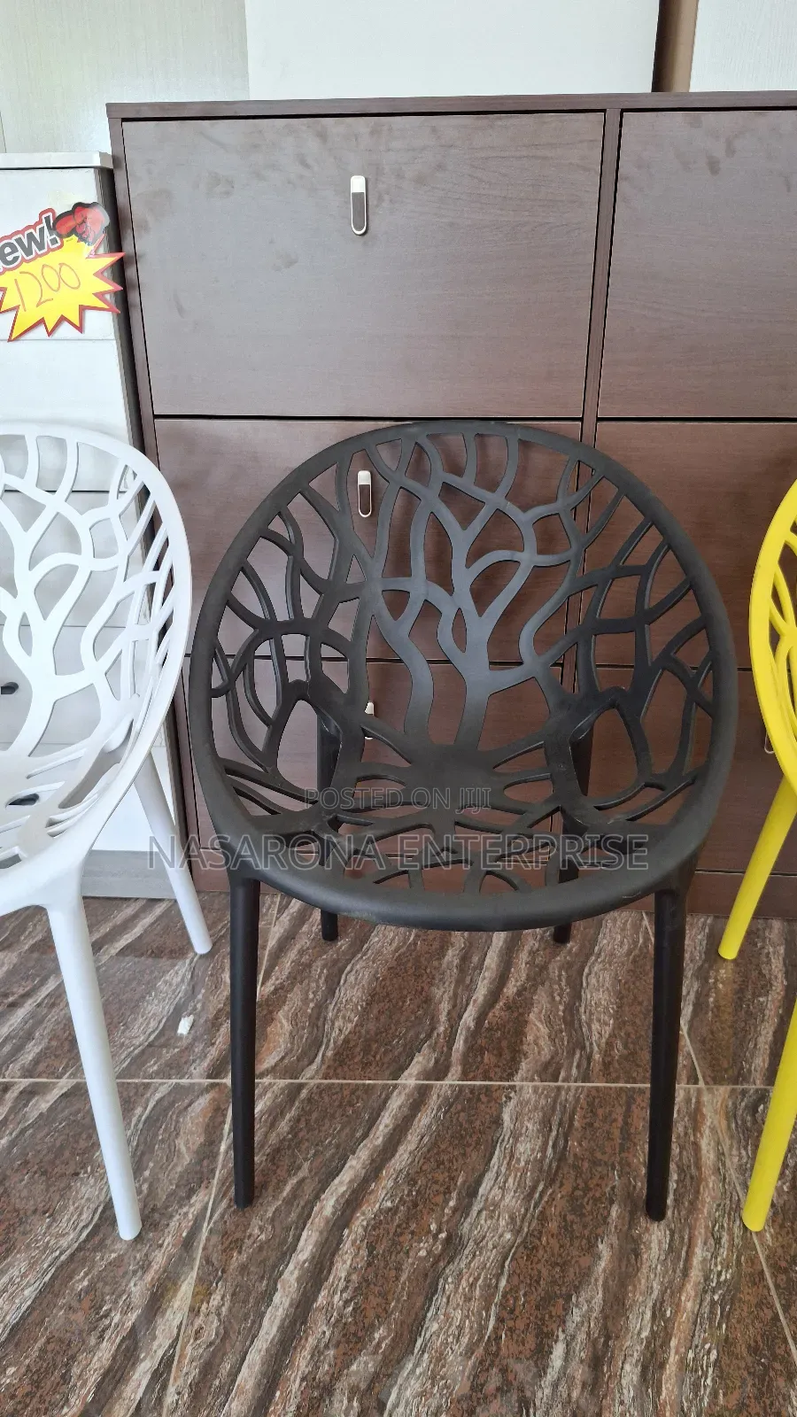 Aesthetic Plastic Chair. No. 4