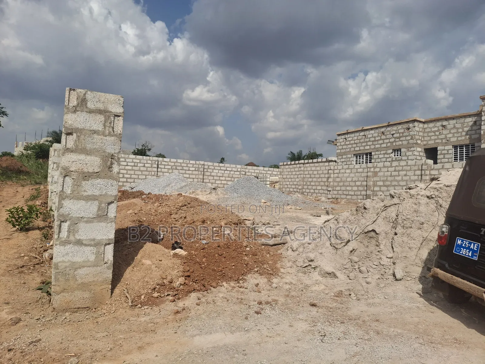 Half Plot Foe Sale at Santasi Kokoben