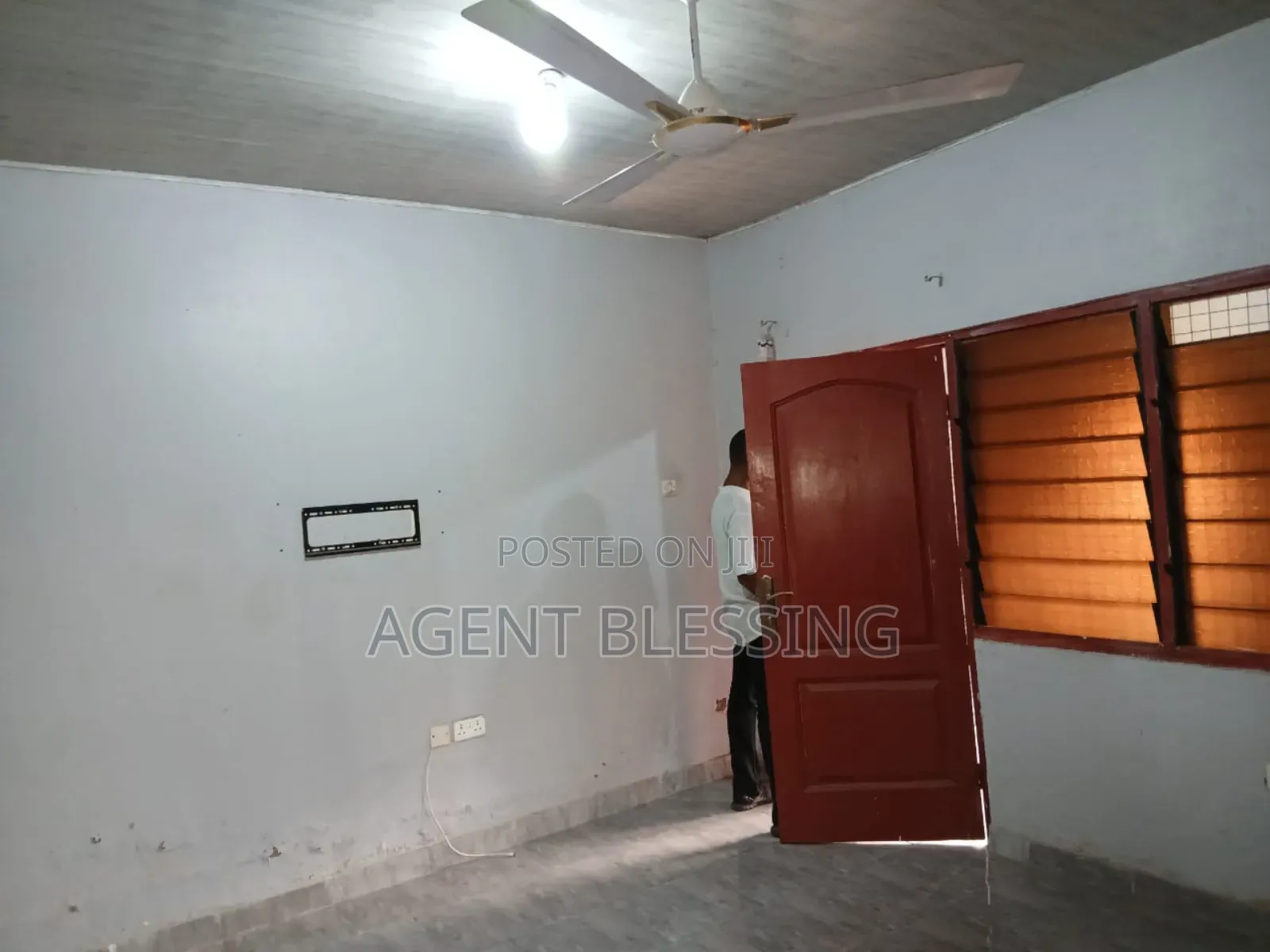 1bdrm Apartment in Golf City, Tema Metropolitan for rent