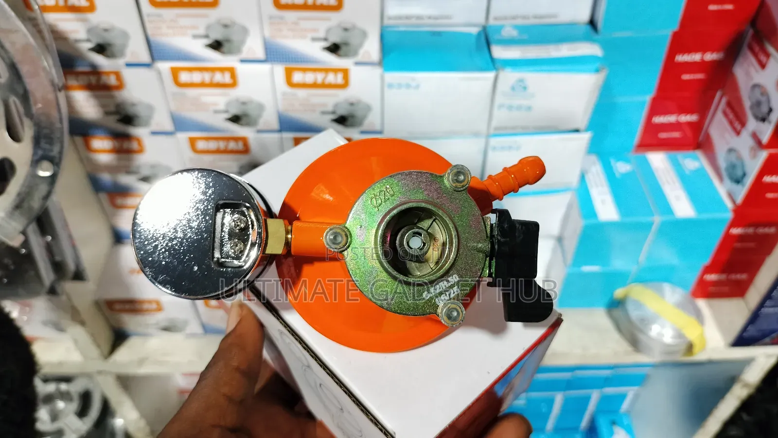 Gas Regulator With Gauge (Quick On)