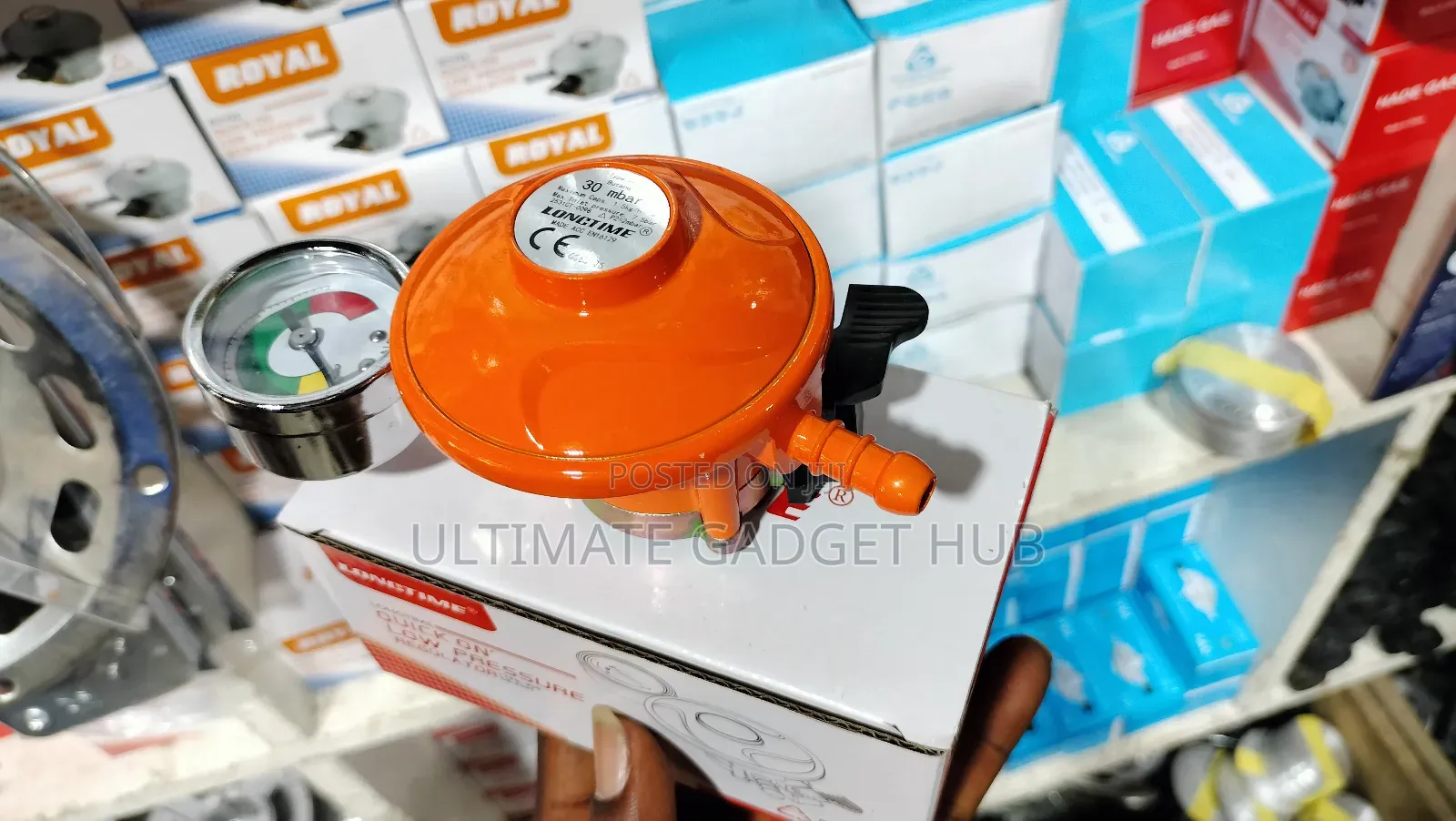 Gas Regulator With Gauge (Quick On)
