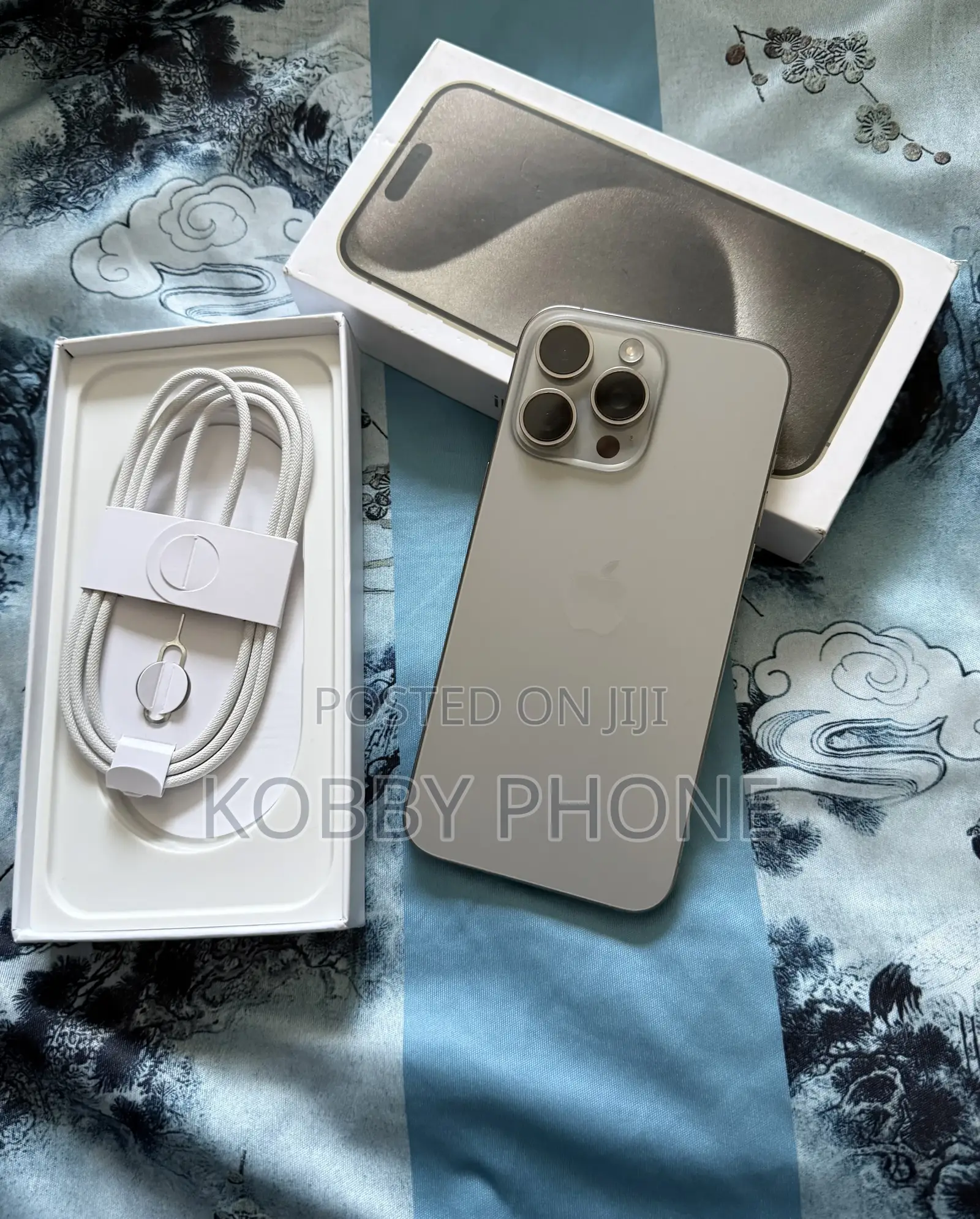 Apple iPhone 15 Pro Max 256 GB Silver