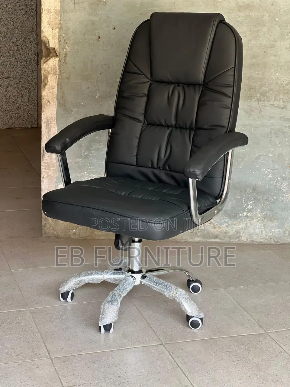 Leather Office Chair With Armrest