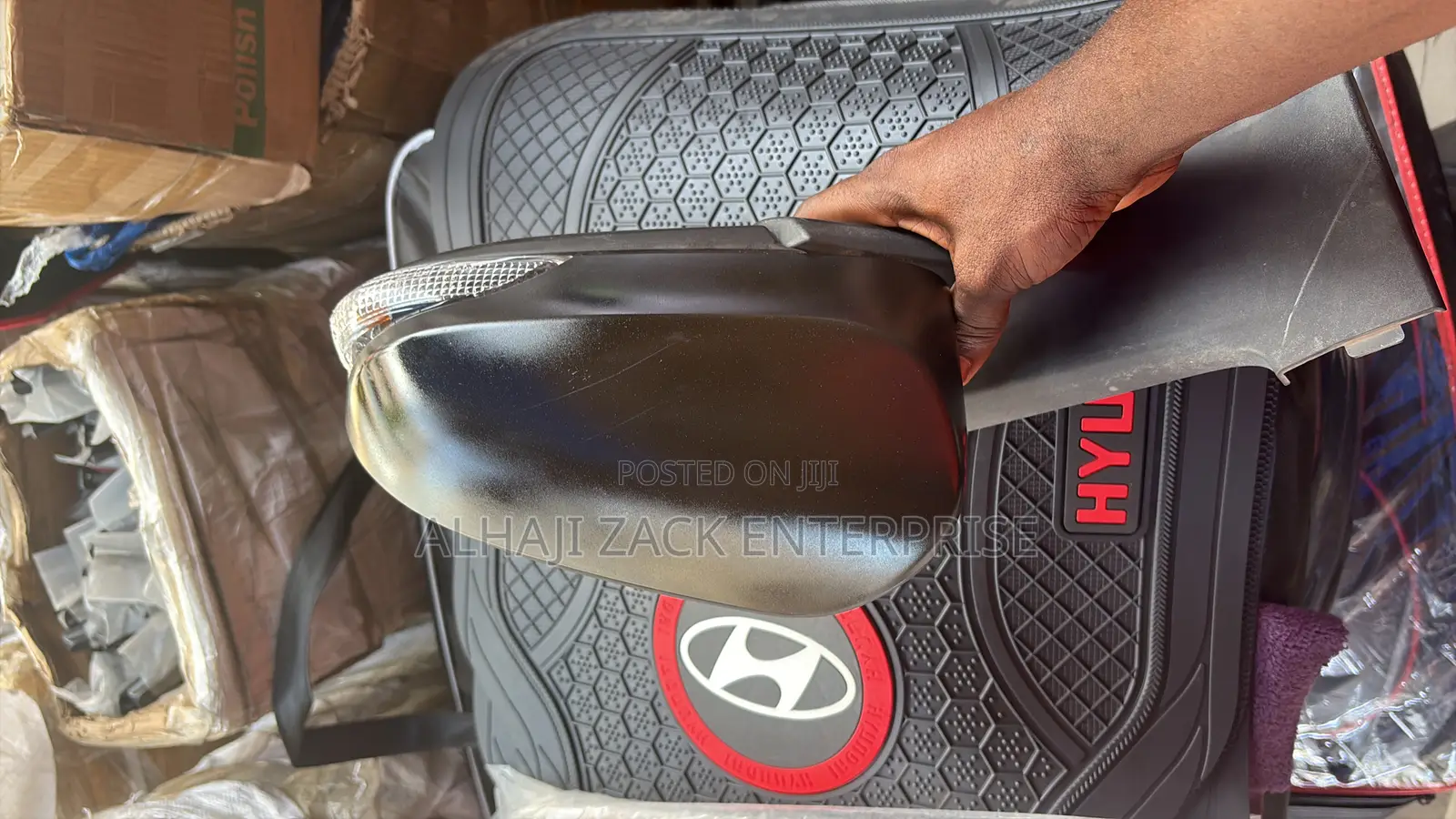 Toyota Vitz Automatic Side Mirror