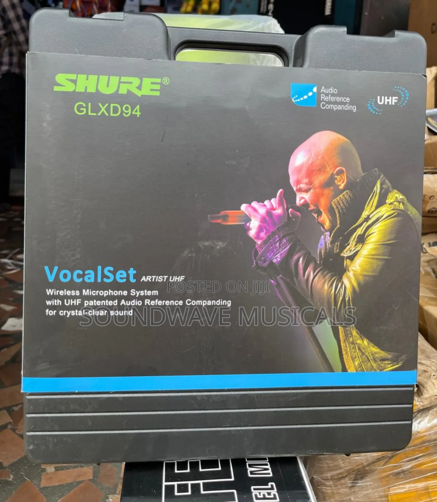 Shura Glxd94 Wireless Microphone
