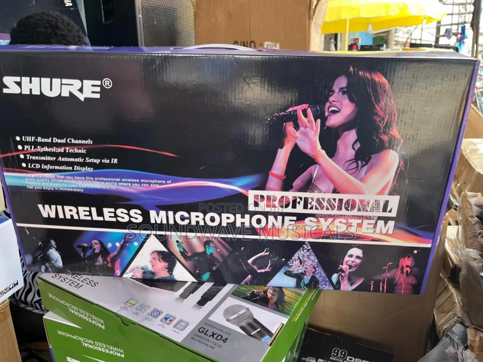 Shura U-6600 Wireless Microphone
