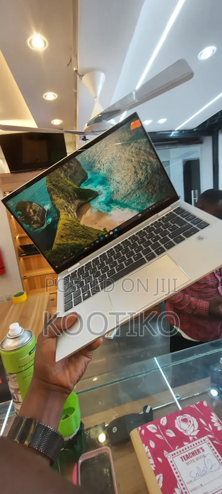 New Laptop HP EliteBook 830 G8 16GB Intel Core i5 SSD 512GB