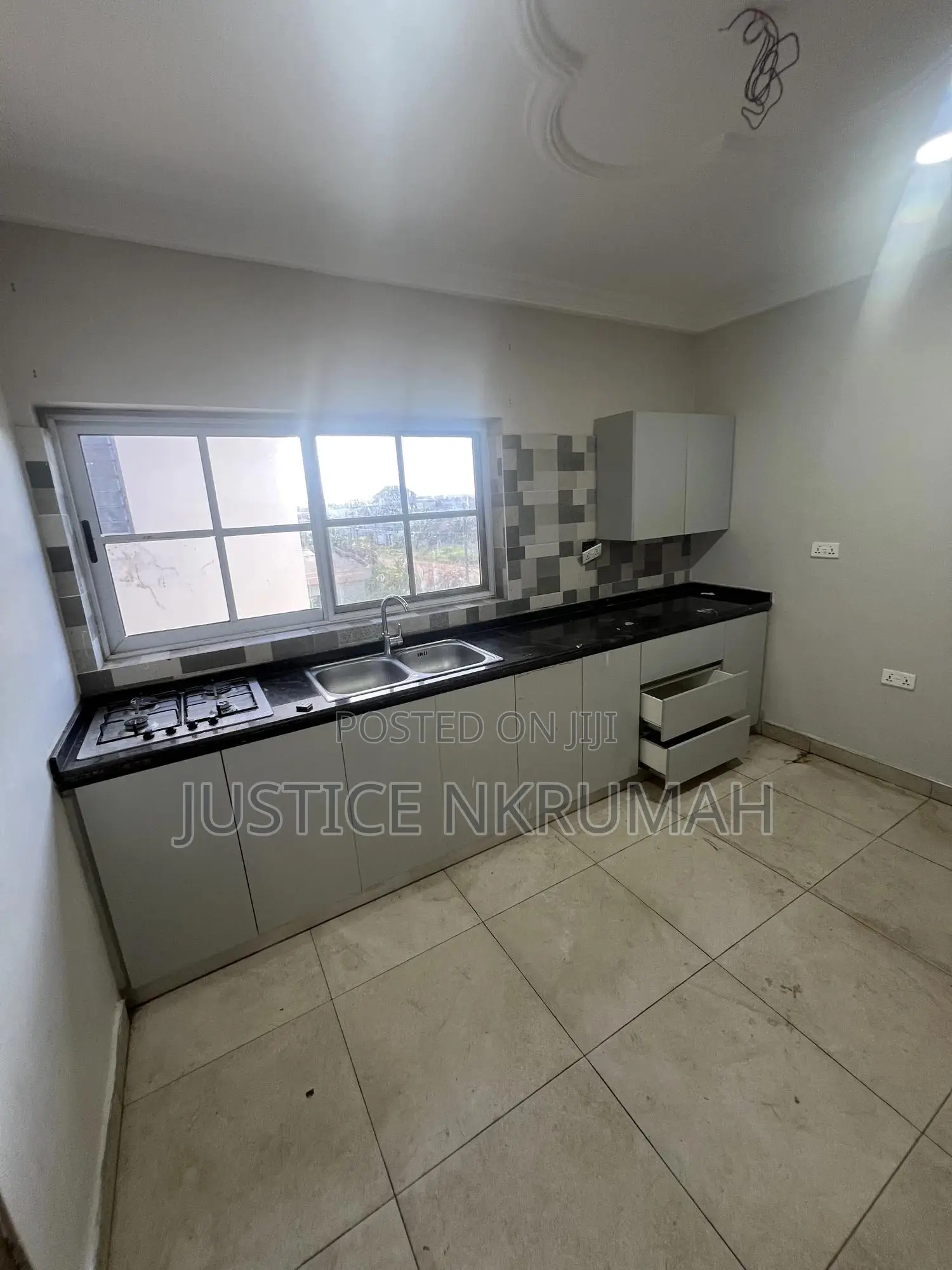 3bdrm Apartment in Mr Justice Estate, Tetegu for rent