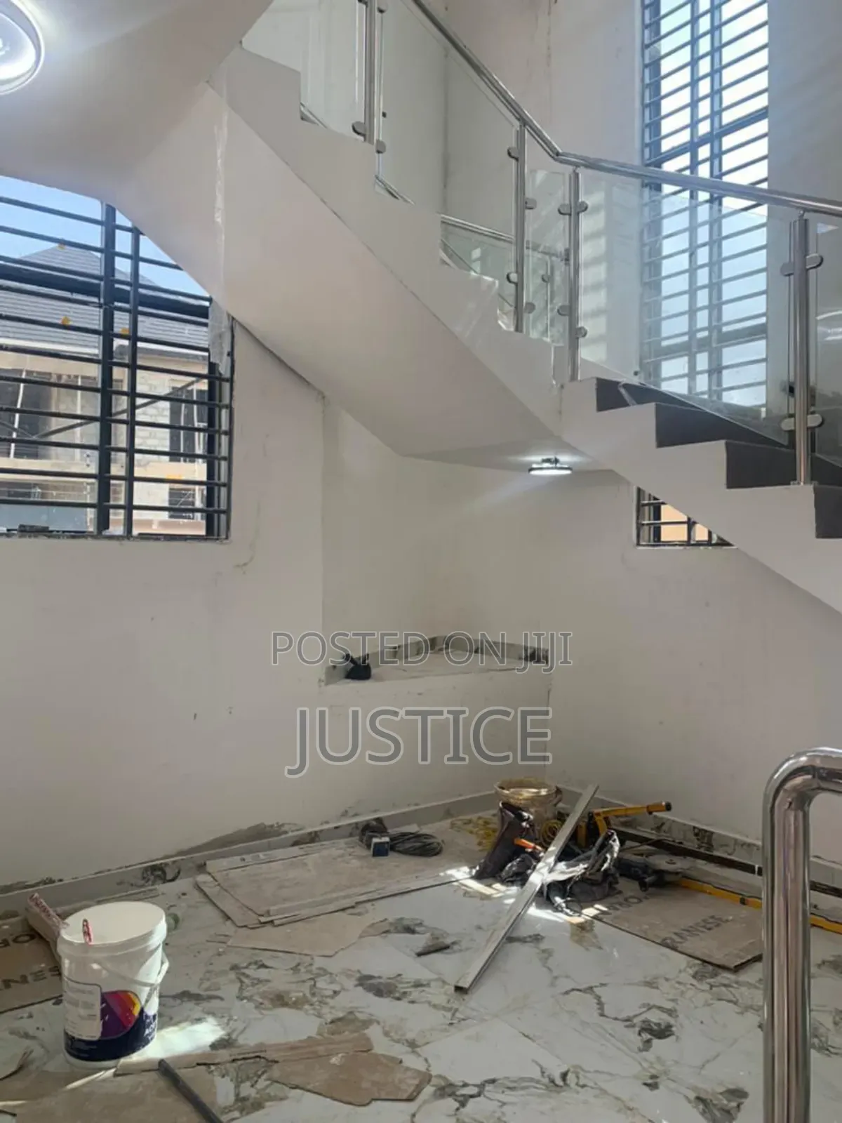 5bdrm Duplex in Kwabenya for sale
