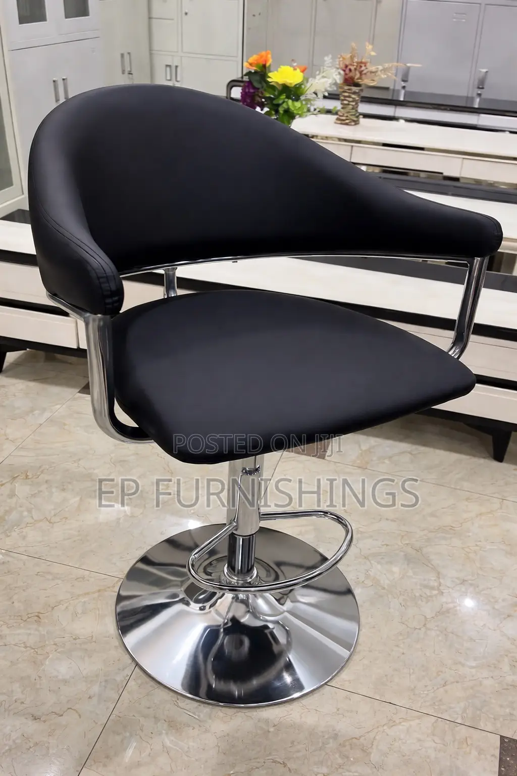 Adjustable Bar Chair.