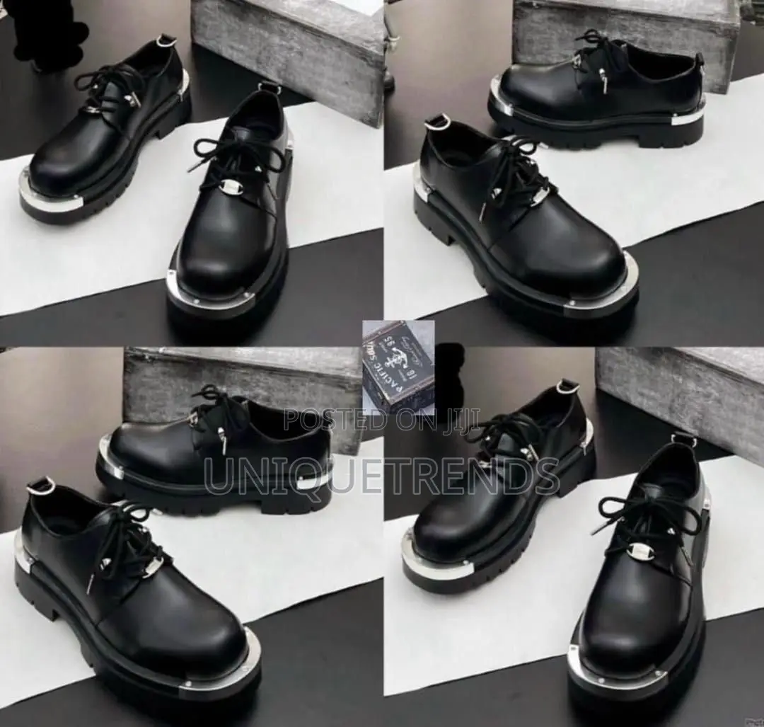 Balenciaga Black Chunky Derby Shoe (Black)