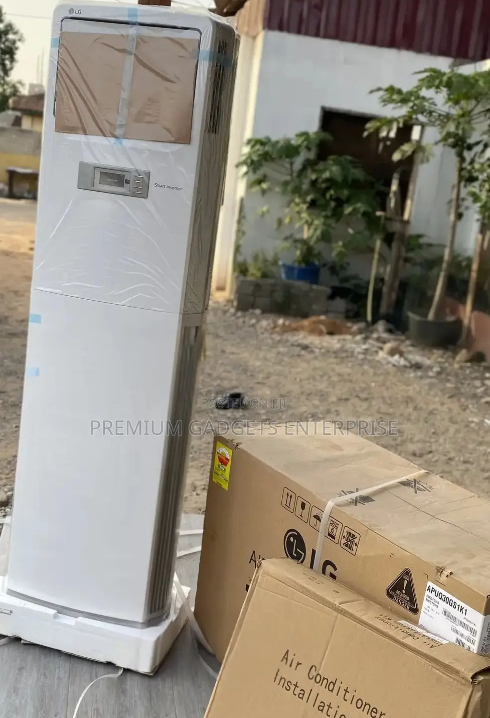 LG 5.0hp Dual Inverter R410 Floor Standing AC Ap-Q48lt3s1