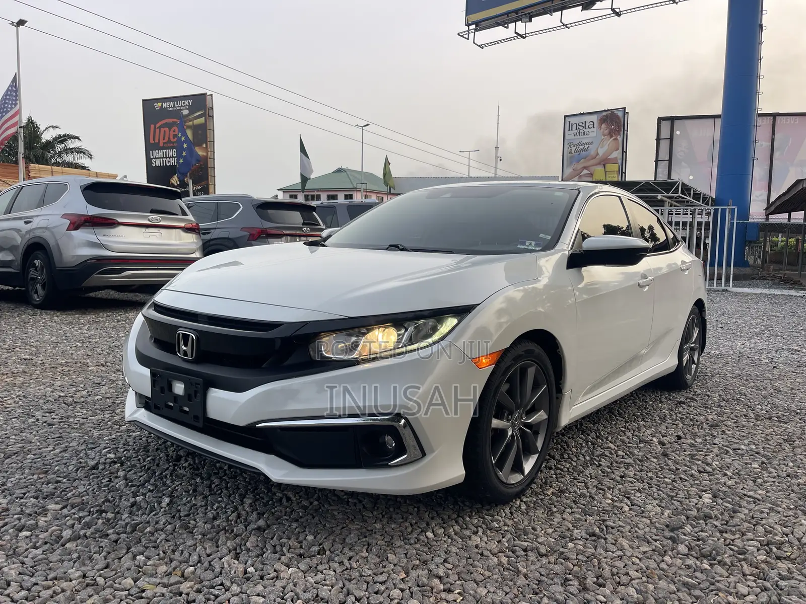 Honda Civic EX-L Sedan 2019 White