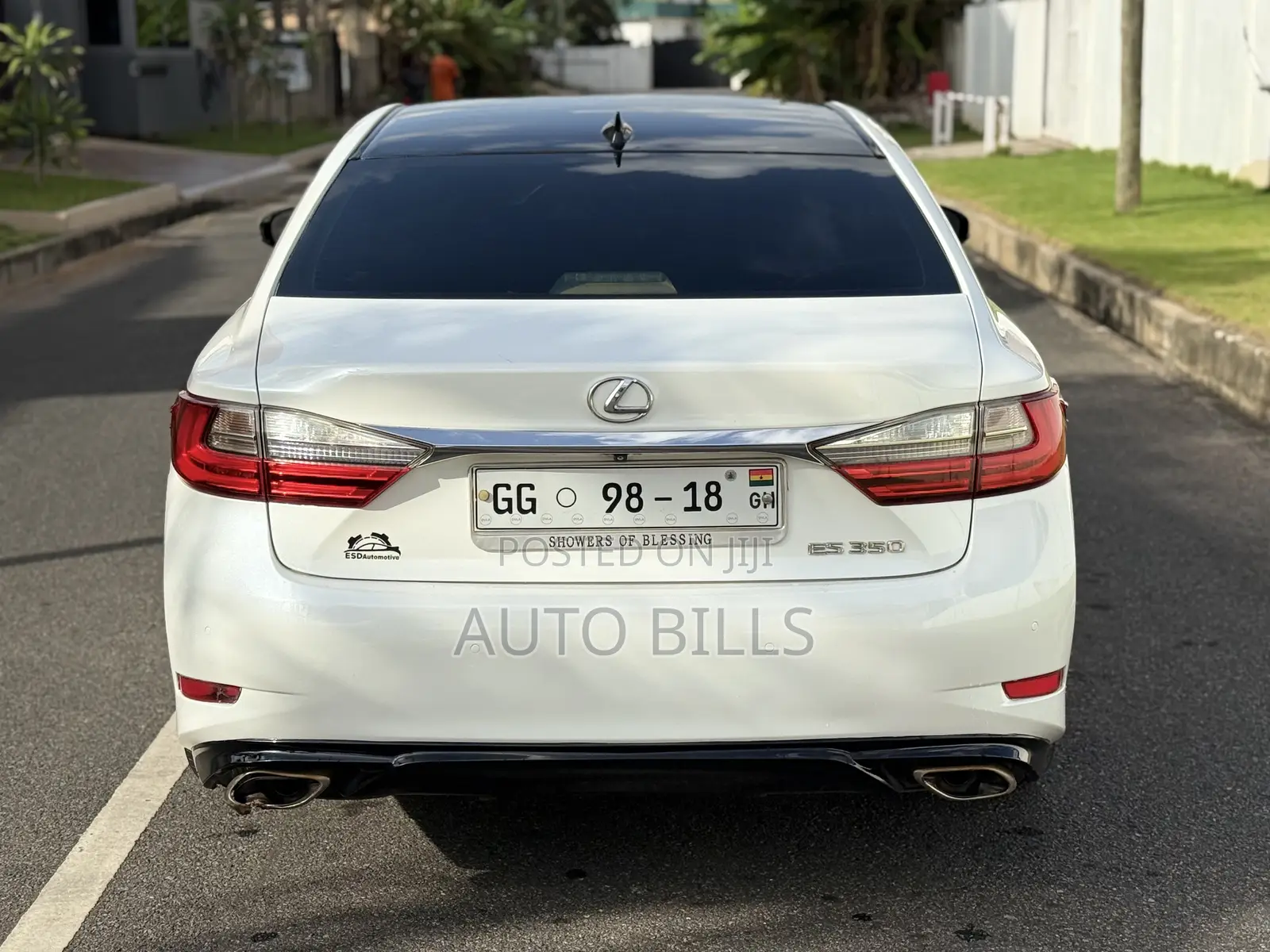 Lexus ES 350 FWD 2016 White