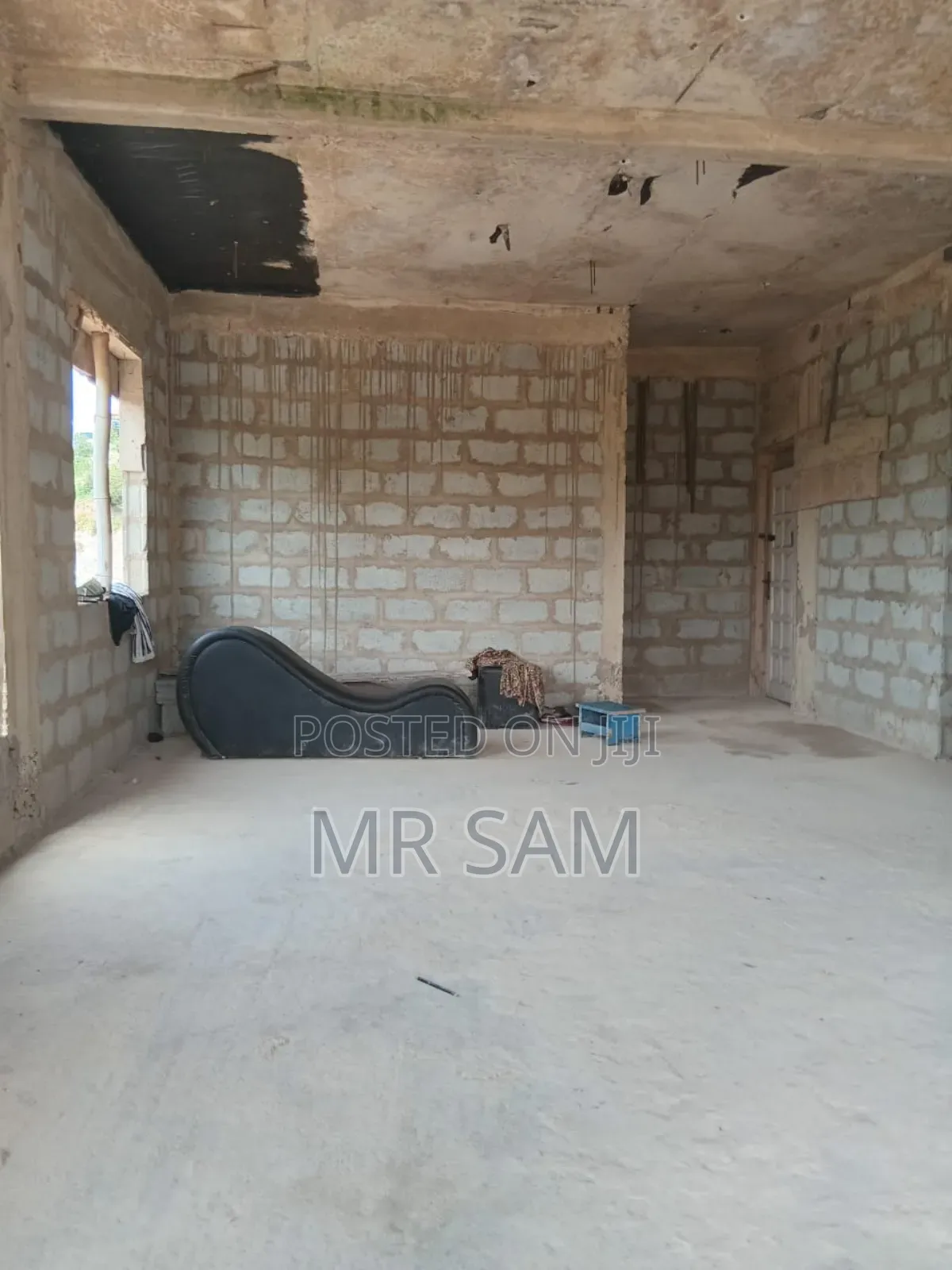 5bdrm House in Around West Hills for sale