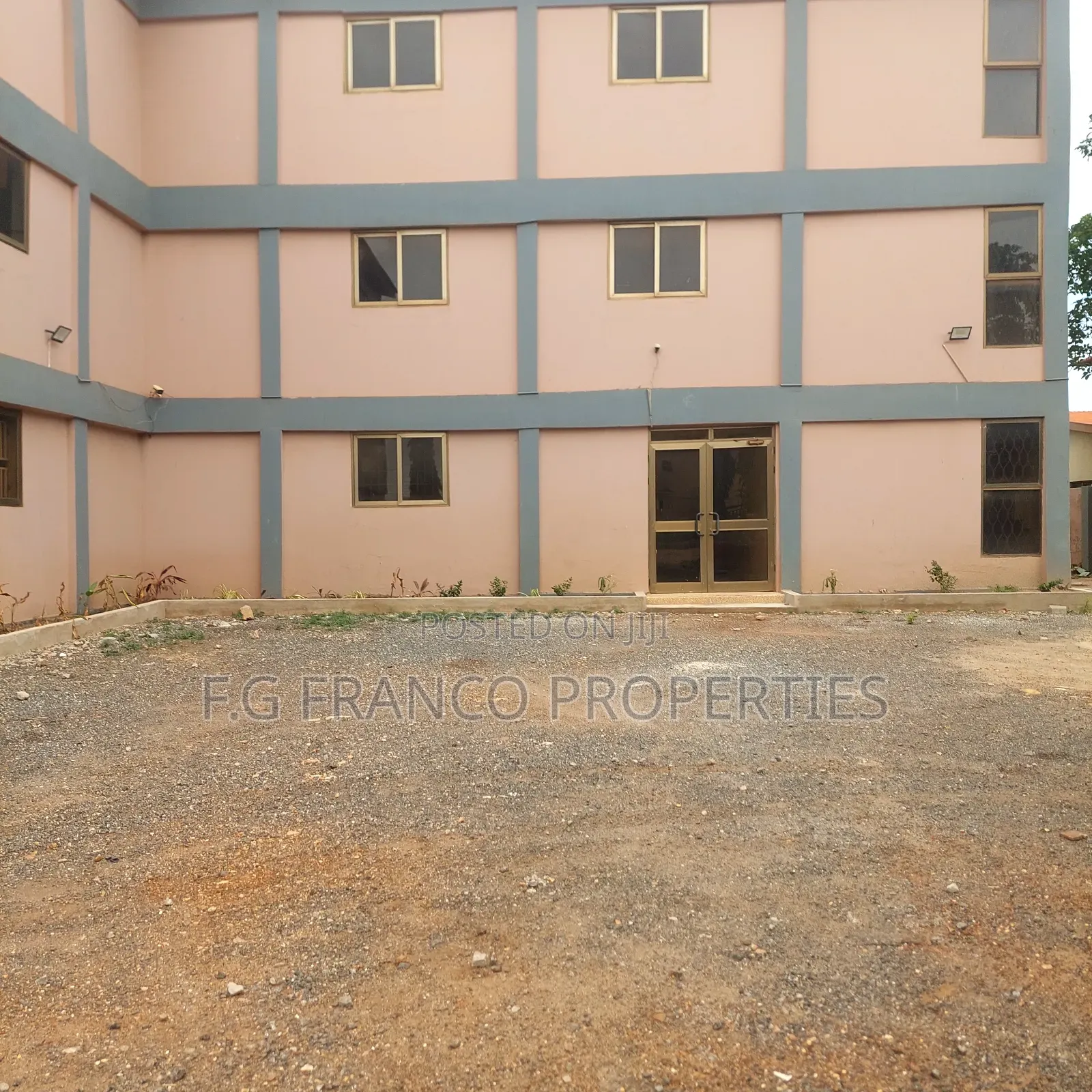 Warehouse for Rent at Spintex