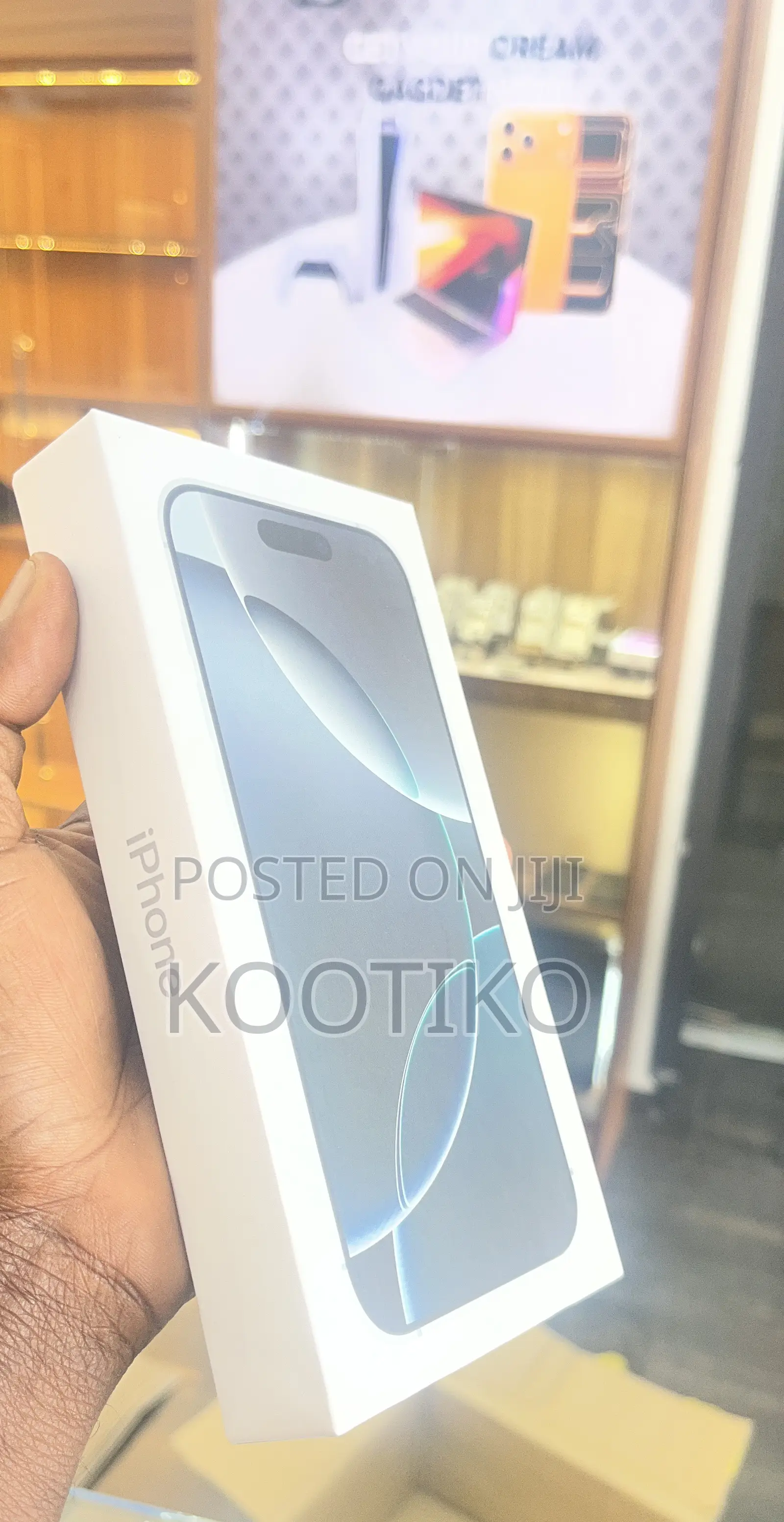 New Apple iPhone 16 Pro Max 256 GB White