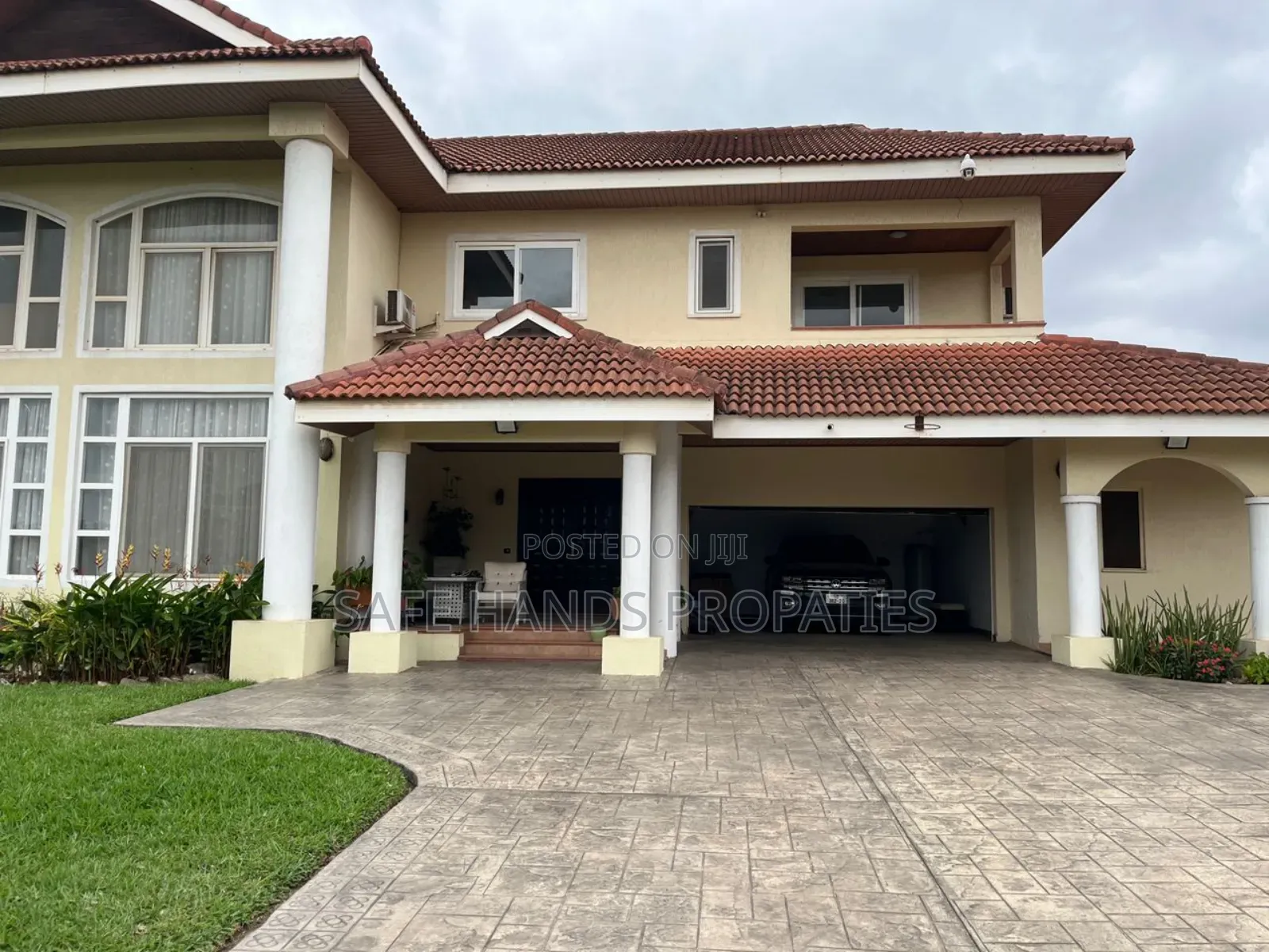 Furnished 5bdrm House in Accra Metropolitan for sale