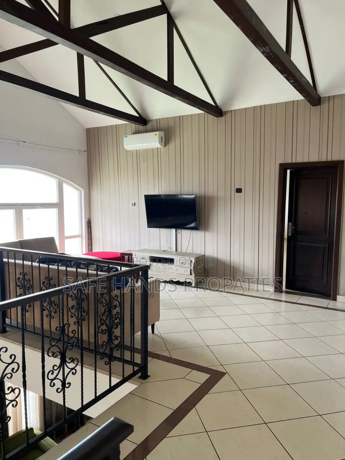 Furnished 5bdrm House in Accra Metropolitan for sale