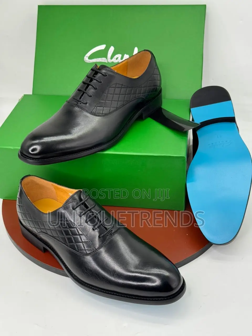 Executive Clarks Leather Oxfords Shoe