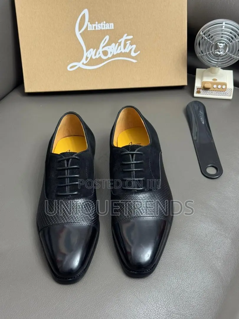 Christian Louboutin Men’S Oxfords Shoe (Black)