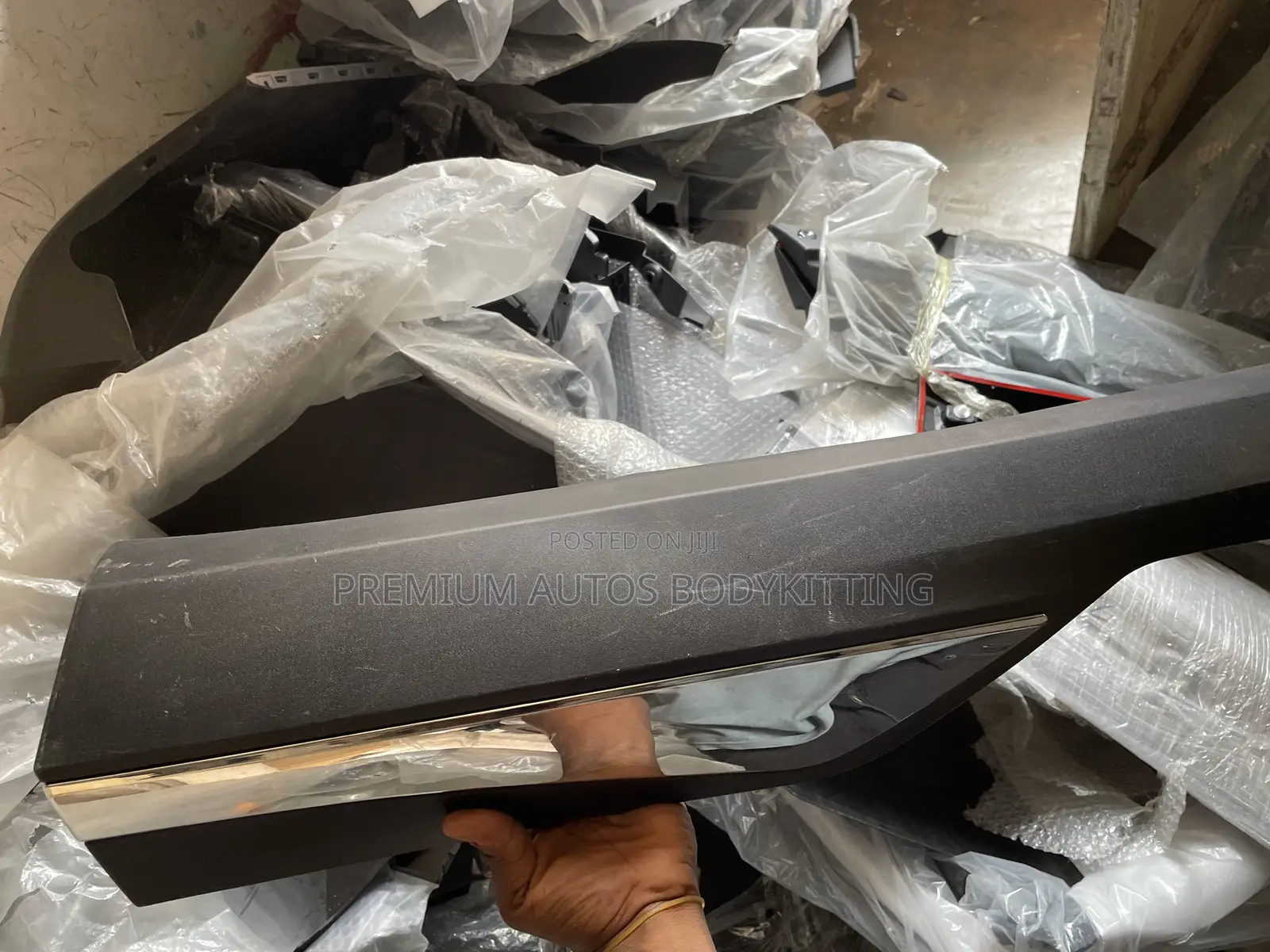 Nissan Rogue 2024 Door Moulding Trim – Durable Side Body Protector