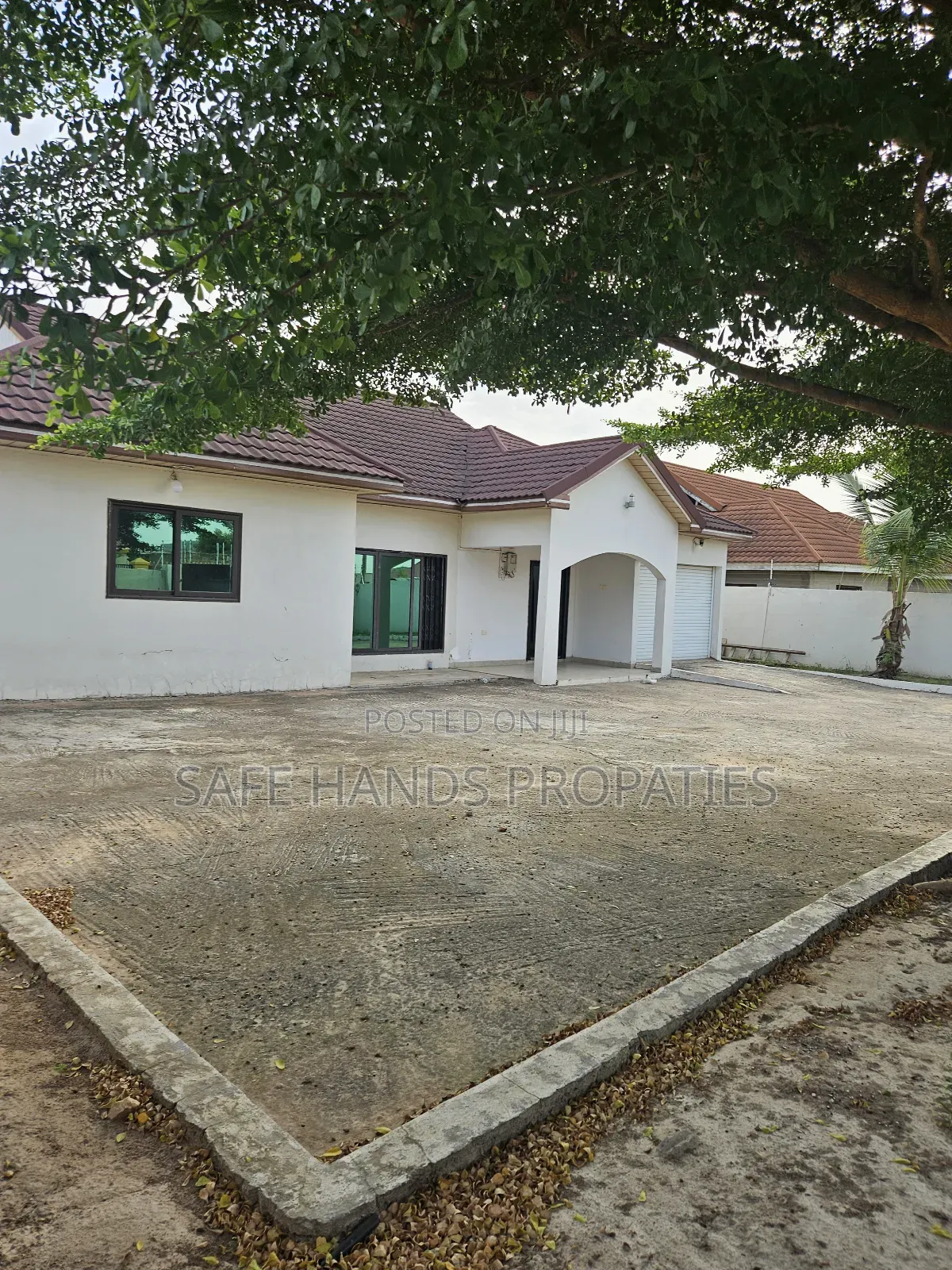 3bdrm House in Kelly Estate, Accra Metropolitan for rent